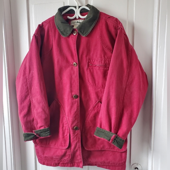 LL Bean Insulated Chore Coat. Cranberry. Medium - Picture 6 of 6